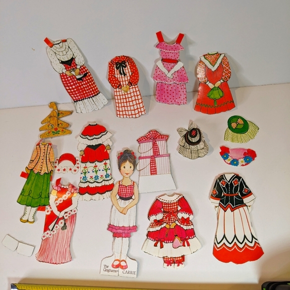 VTG Picnic The Ginghams Paper Dolls Carrie's Boutique Boxed Play Set Circa1970s - Picture 5 of 8